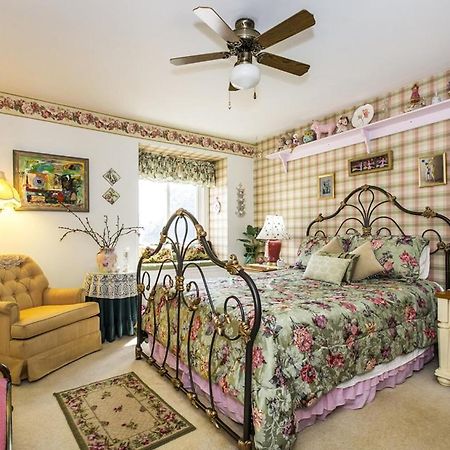 Matthews Manor Bed & Breakfast المظهر الخارجي الصورة