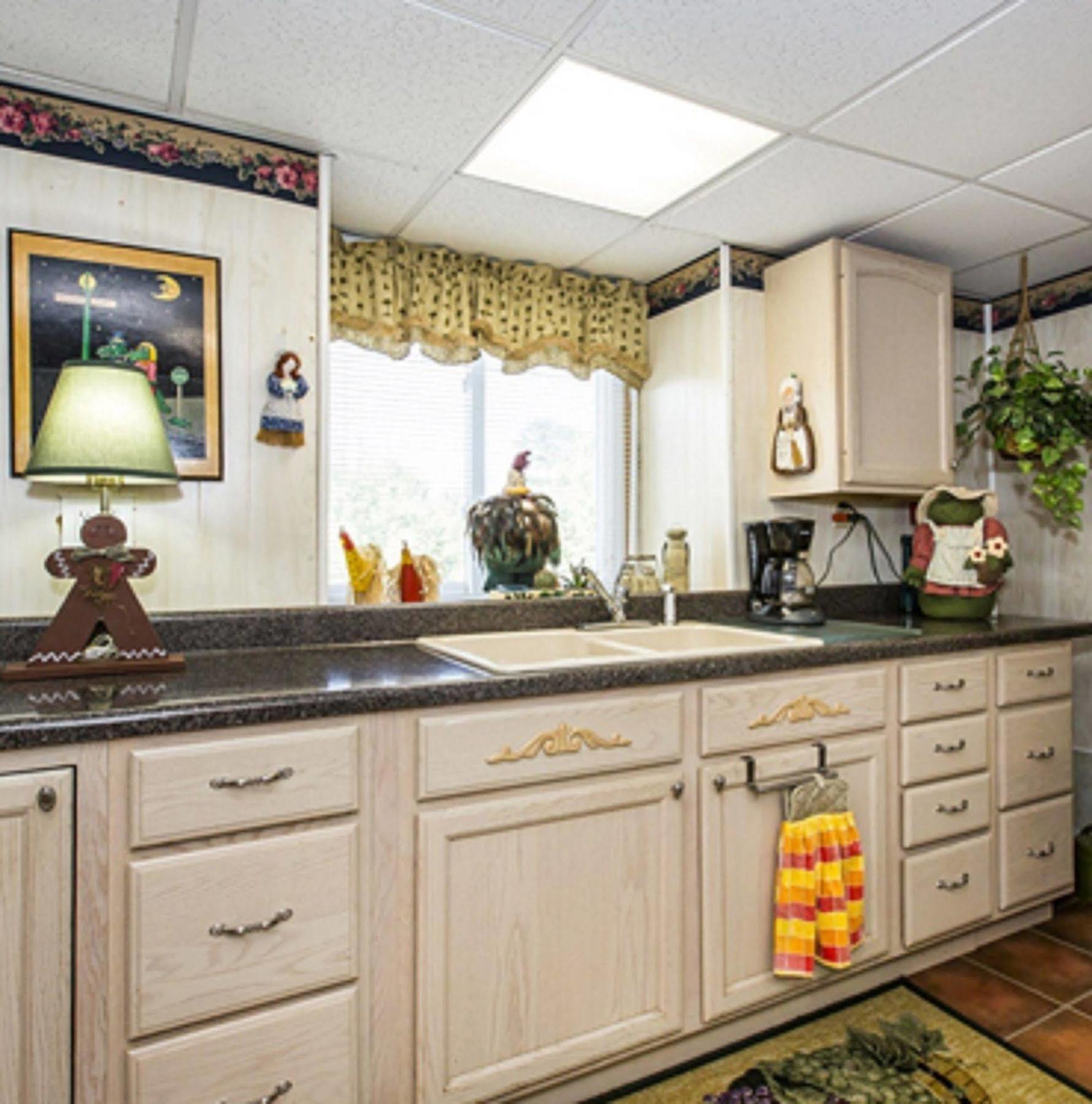 Matthews Manor Bed & Breakfast المظهر الخارجي الصورة